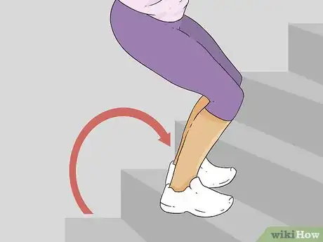 Imagen titulada Exercise Using Your Stairs Step 3