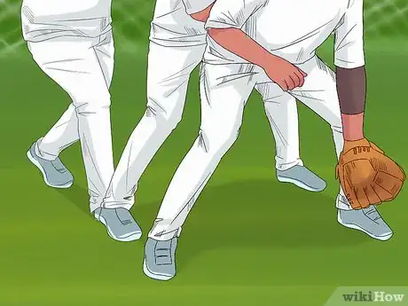 Imagen titulada Catch a Baseball Step 11