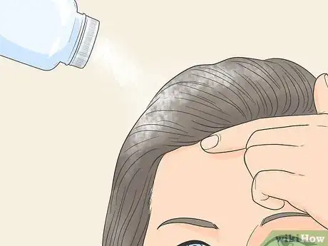 Imagen titulada Clean Your Hair Without Water Step 1