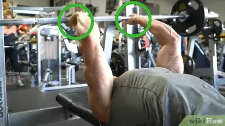 Imagen titulada Get Better Triceps Step 22
