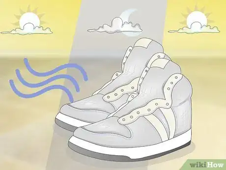 Imagen titulada Waterproof Shoes Step 13