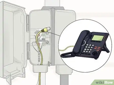 Imagen titulada Wire a Telephone Step 5