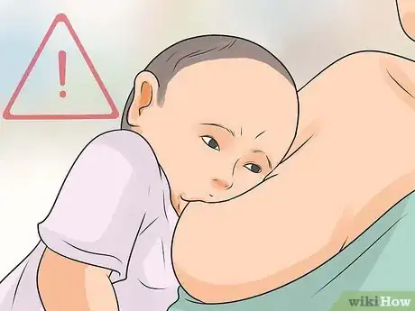 Imagen titulada Heal a Cracked Nipple when Breastfeeding Step 12