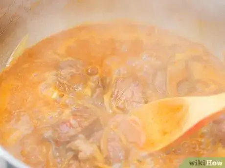 Imagen titulada Make Hungarian Goulash Step 28