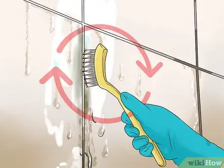 Imagen titulada Clean Moldy Grout Step 8