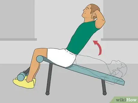 Imagen titulada Do Inclined Sit Ups Step 5