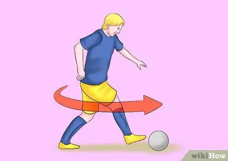 Imagen titulada Trick People in Soccer Step 5Bullet2