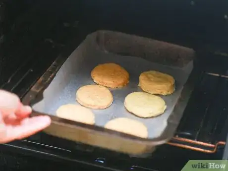 Imagen titulada Make Biscuits from Scratch Step 9