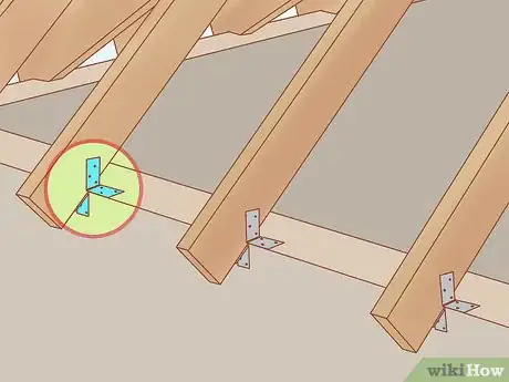 Imagen titulada Build a Hip Roof Step 12