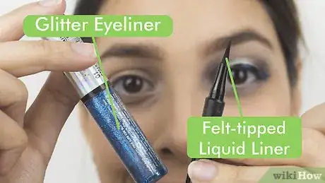 Imagen titulada Apply Glitter Eye Makeup Step 7