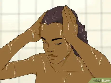 Imagen titulada Air Dry Oneself After Showering Step 2