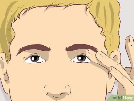 Imagen titulada Apply Eyeliner (Men) Step 9