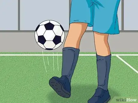 Imagen titulada Play Indoor Soccer Step 11