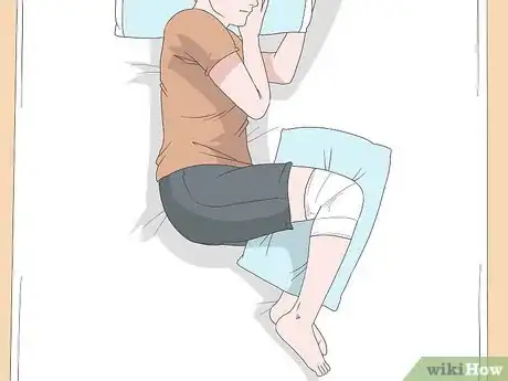 Imagen titulada Sleep After a Knee Replacement Step 3