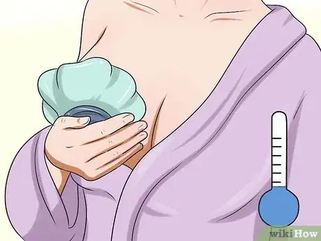 Imagen titulada Soothe Sore Nipples Step 4