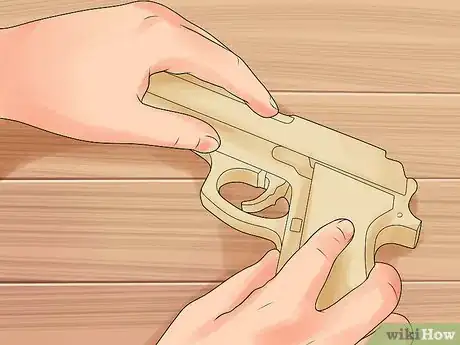 Imagen titulada Make a LEGO Rubber Band Gun Step 5