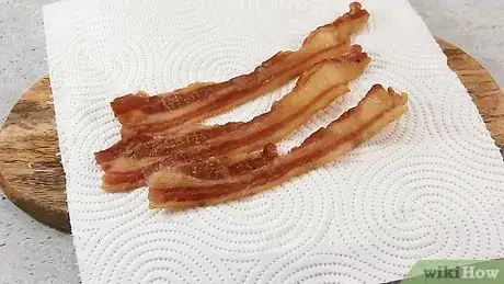 Imagen titulada Cook Bacon Step 16