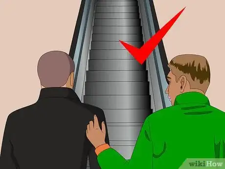 Imagen titulada Get On and Off an Escalator Step 1