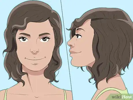 Imagen titulada Cut Your Hair to Look Younger Step 5