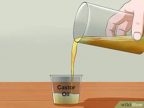 Imagen titulada Relieve Constipation With Castor Oil Step 8