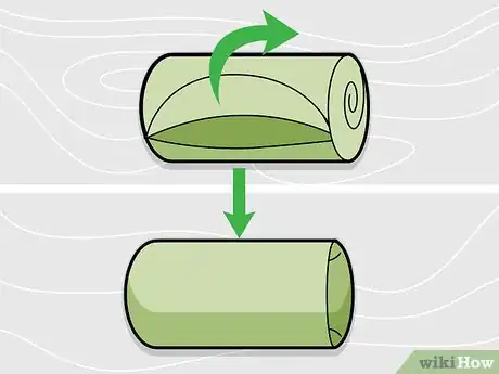 Imagen titulada Burrito Roll a Shirt Step 12