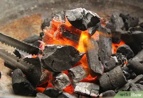 Imagen titulada Create a Strong Burning Charcoal Fire Step 13