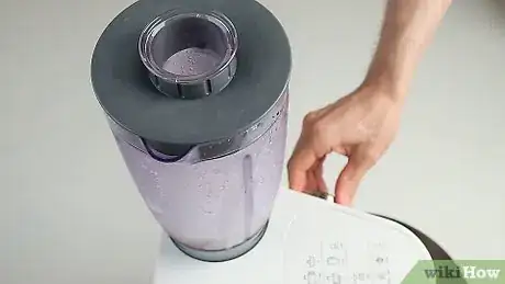 Imagen titulada Make Ice Cream in a Blender with Milk Step 4