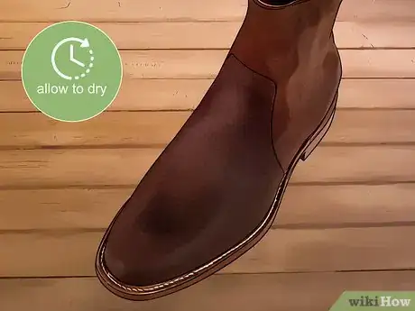 Imagen titulada Dye Leather Boots Step 7