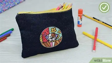 Imagen titulada Make a Pencil Bag Step 9