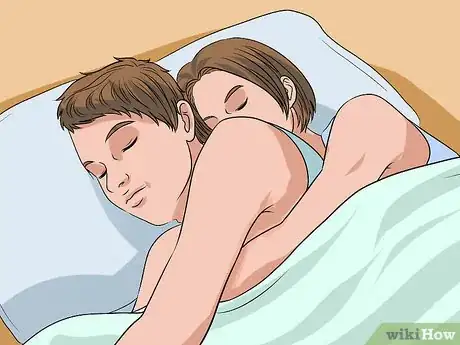 Imagen titulada Sleep in a Single Bed With a Partner Step 2