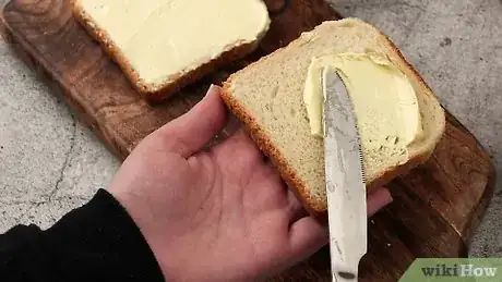 Imagen titulada Make a Cheese Sandwich Step 1