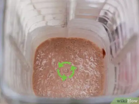 Imagen titulada Make a Chocolate Banana Milkshake Step 11