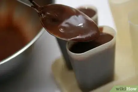 Imagen titulada Make Chocolate Popsicles Step 2