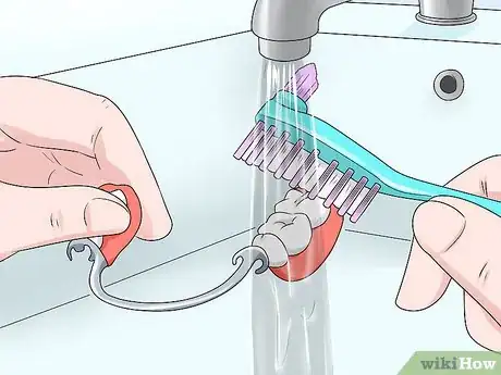 Imagen titulada Cope with Partial Dentures Step 9