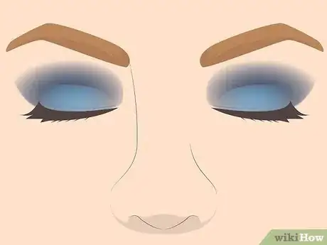 Imagen titulada Do Eyeliner on Hooded Eyelids Step 8