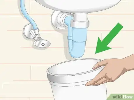 Imagen titulada Clean a Sink Trap Step 13