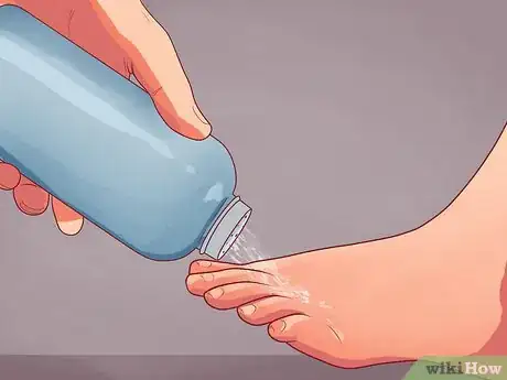 Imagen titulada Care for Your Feet and Toenails Step 5