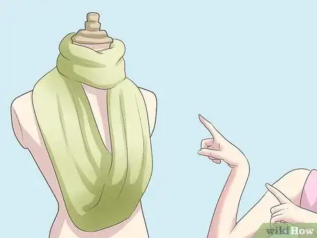 Imagen titulada Make an Infinity Scarf Step 9