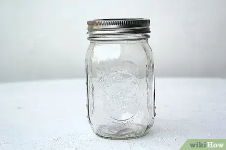 Imagen titulada Decorate a Mason Jar Step 40