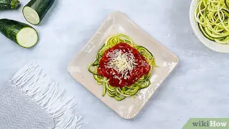 Imagen titulada Make Zucchini Noodles Step 17