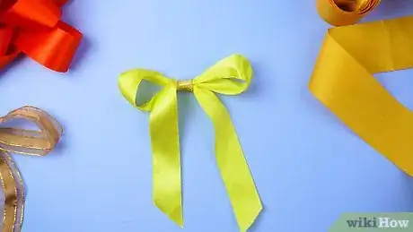 Imagen titulada Make a Bow Out of a Ribbon Step 10