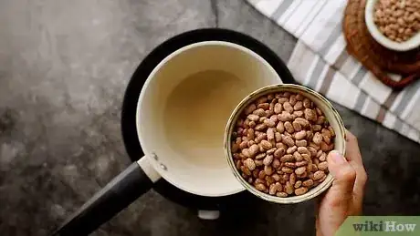 Imagen titulada Cook Pinto Beans Quickly Step 1