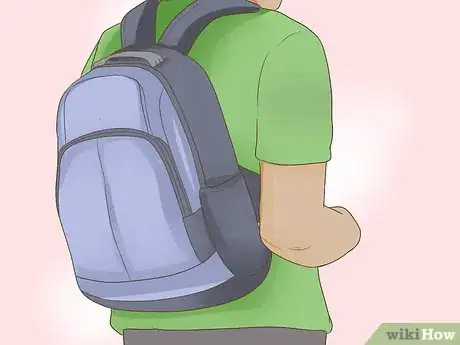 Imagen titulada Pack a Backpack for Your First Day of School Step 4