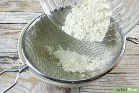 Imagen titulada Substitute for Cake Flour in Recipes Step 4