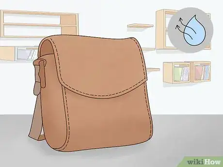 Imagen titulada Remove Smell from an Old Leather Bag Step 4
