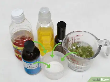 Imagen titulada Use Jojoba Oil to Enhance Dry Hair Step 8