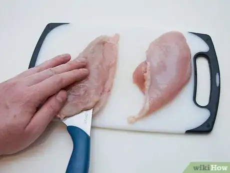 Imagen titulada Make Stuffed Chicken Breast Step 4