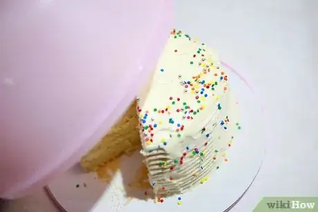 Imagen titulada Make a Birthday Cake Step 15