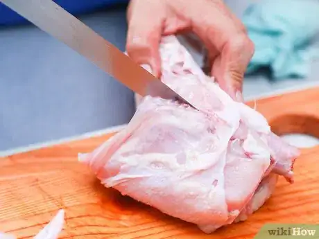 Imagen titulada Chop a Chicken Step 14