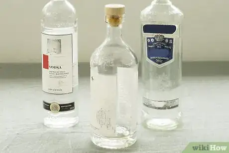 Imagen titulada Infuse Vodka with Flavor Step 1